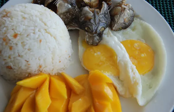 Nalusuan Island Restaurant