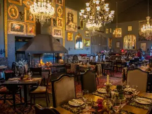 Simon's Restaurant