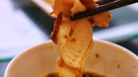 Wolongmoxiangyuanshengtailvyou in 아바 티베트족 창족 자치주