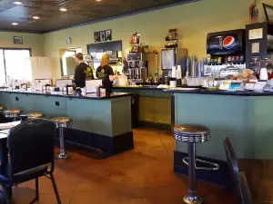 Kim & Patty's Cafe