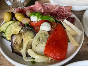 La Vinoteca di Colbon