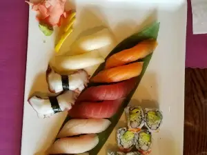 Sushi Bistro