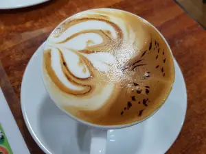 Barista-Khine Coffee Shop