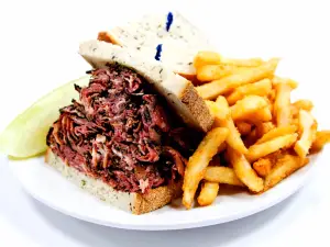 Manhattan Deli Bar & Grille