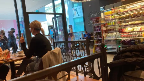 Costa Coffee in 貝辛斯托克