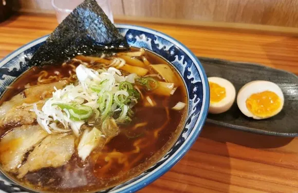Menya Shirakawa