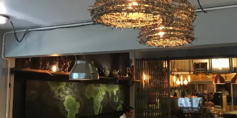 Gray 18 Cafe