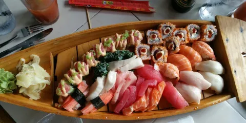 Castaway Waterfront Restaurant & Sushi Bar