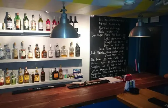 Bogarts Bar