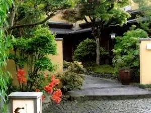 Hayashi Shinkan