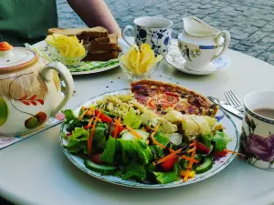 Roses Salon de thé English Vintage Tearoom