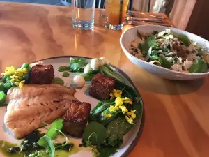 WILD MOUNTAIN Food & Drink