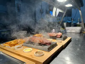 The Breeze Bar And Grill