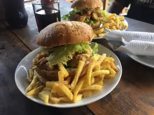 New Sigiri Cafe
