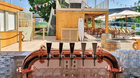 Badmeister Sommer Lounge in 索洛圖恩州