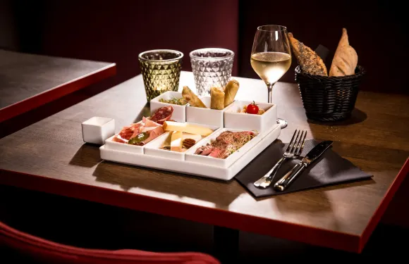 BOMA Bistro