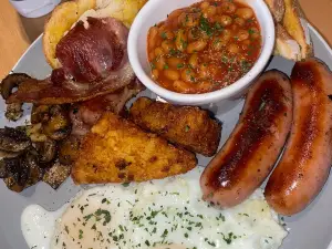 Tudor house cafe