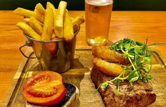 The Meridian Bier Cafe