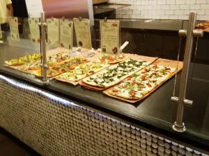 Jules Thin Crust