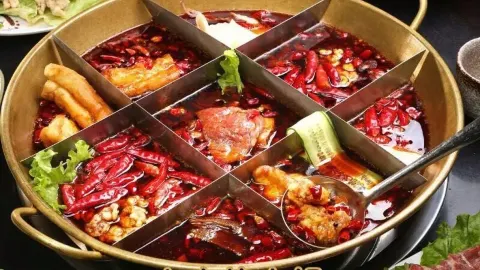 老山城重慶老灶火鍋 in 雞西