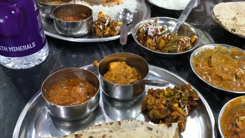 Rajasthani Misthan Bhandar in Ришикеш