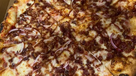 Dixie Pizza Wagon in Hurricane