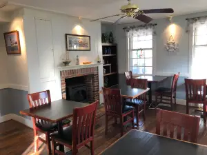 Cafe on the Bay