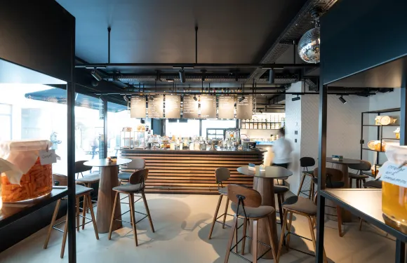 ROKKA Café I Bar I Fusion Food