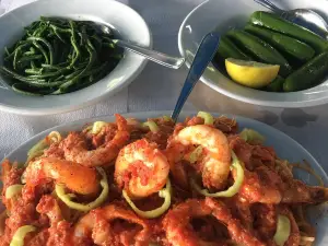Margomenos Το Akrogiali