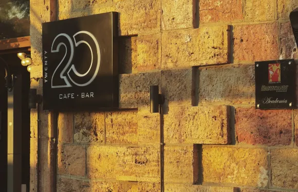 20 Cafe Bar