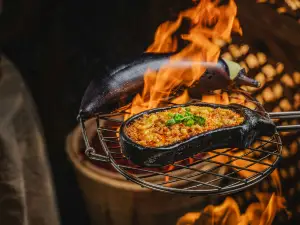HAI DONG QIE ZI