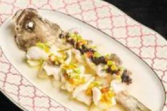 鴛鴦醬蒸石九公海斑