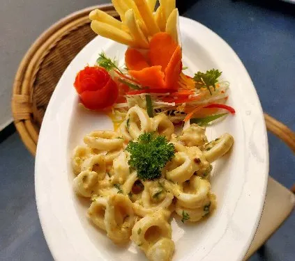 Blue Apple Restaurant & Bar