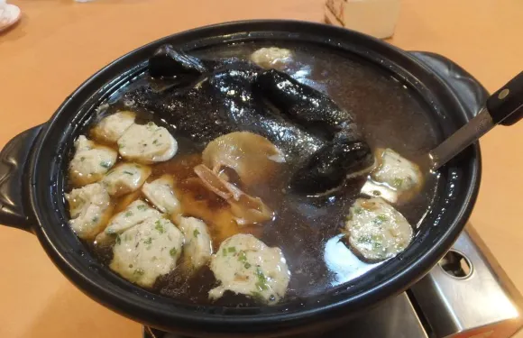 田山餐館