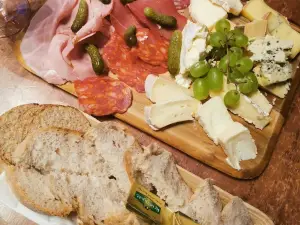 Le Di-Vin Winebar