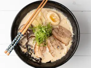 Totoyama Sushi & Ramen