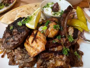 Kreta Mezes & Grill