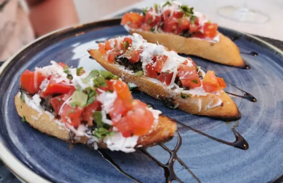 Galiner Brunch and Dine