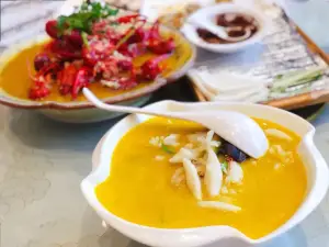天外天美食廣場（哈爾濱路店）