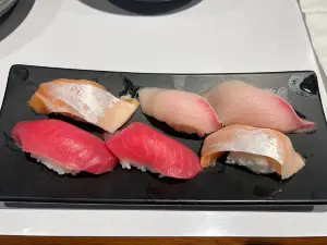 Bento Revolving Sushi