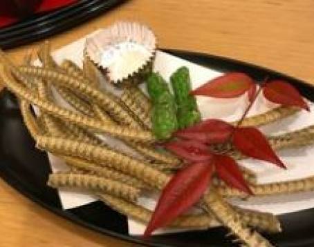 熱田蓬萊軒（松阪屋店）