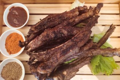 HORSE TOWN ROAST WHOLE SHEEP