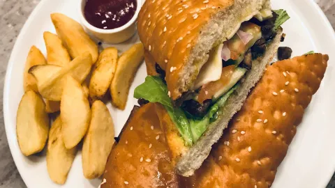 Gloria Jean's Coffees Suez in Malé