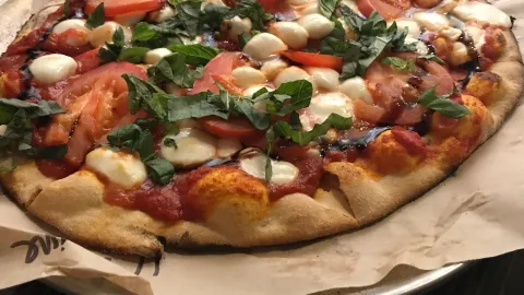 Porch Light Pizza in 普爾曼