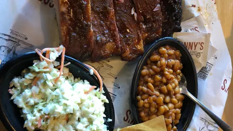 Sonny's BBQ in เกนส์วิลล์