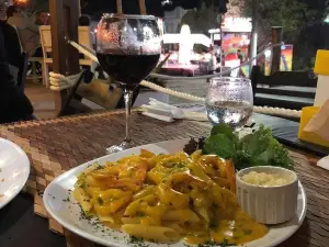 Restaurante " MINEIRO Casa de amigos"