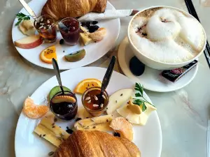 Bistro-Cafe der anderen Art