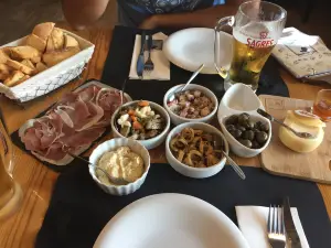 Tasca da Tinouca
