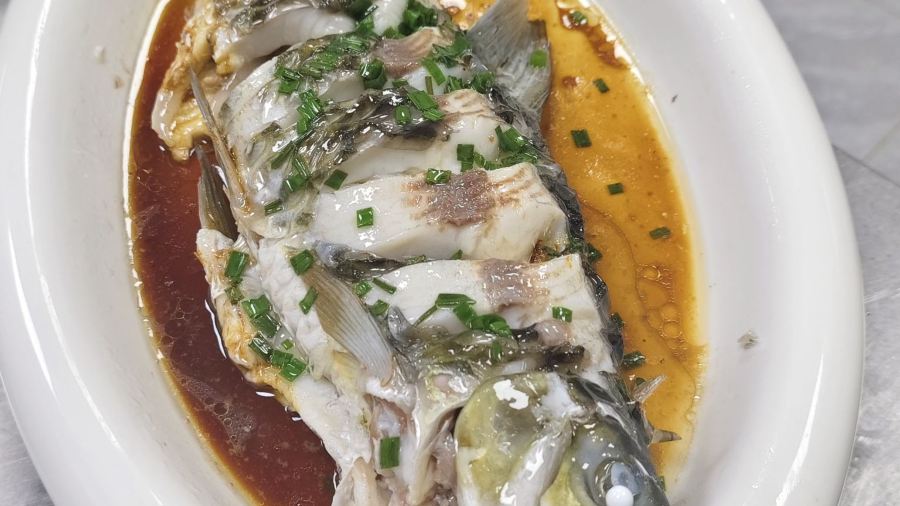 骆越人家土菜馆