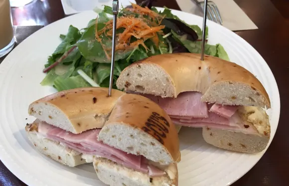 Prius Café